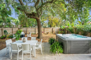 Villa Jolie, Happy Home with Hot Tub and French Countryside Design Vibes